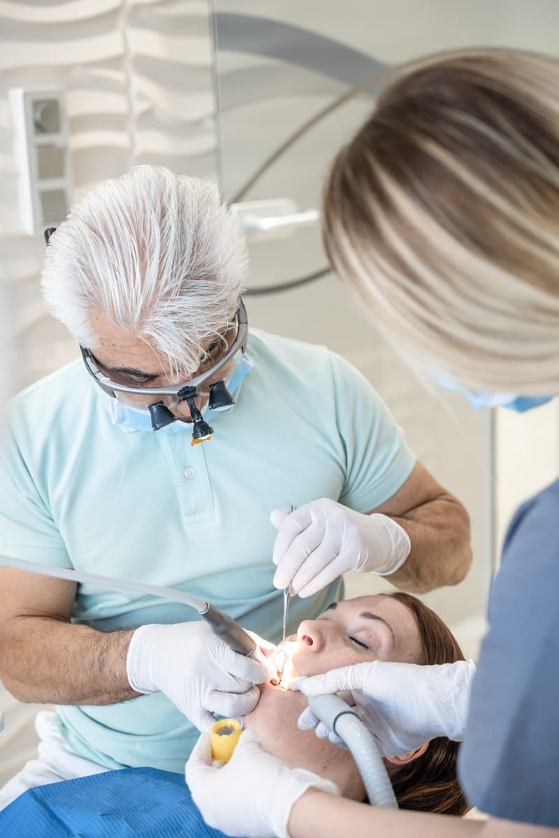 Tannkirurgi - Tannbehandling hos Perio Tannklinikken