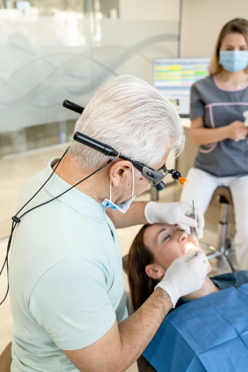 Tannbehandling hos Perio Tannklinikken i Sandefjord, Vestfold
